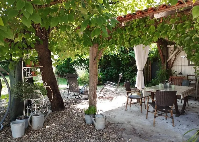 Au Coeur De Menesterol 3* Montpon-Menesterol